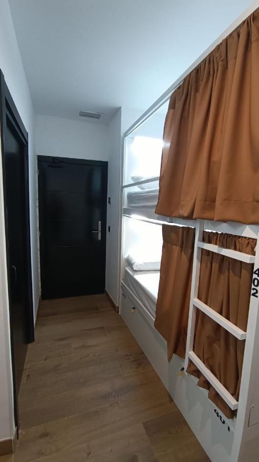 Vad Hostel Alicante - Youth Hostel Age Limit 18-49 Ngoại thất bức ảnh