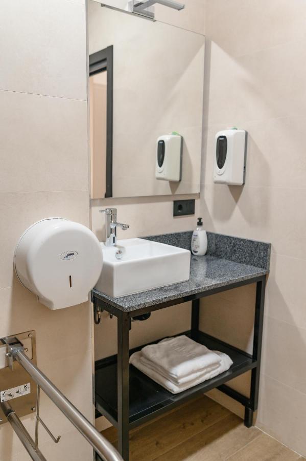 Vad Hostel Alicante - Youth Hostel Age Limit 18-49 Ngoại thất bức ảnh